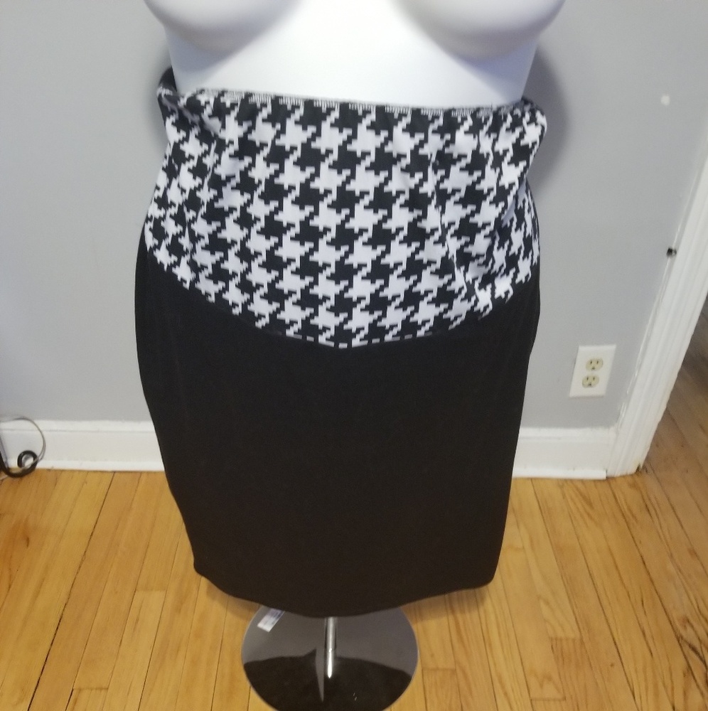 Black & White Checkerboard Skirt